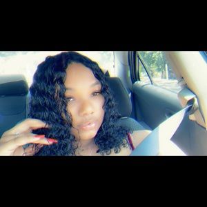 Meet your Posher, Savannah